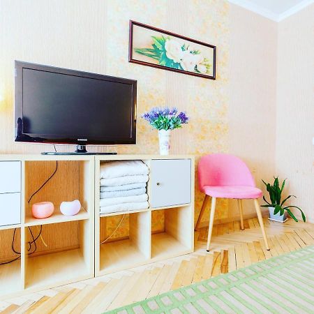 1 Room 50M2 Center Of Obolon Near River Side. Dream Town Киев Екстериор снимка
